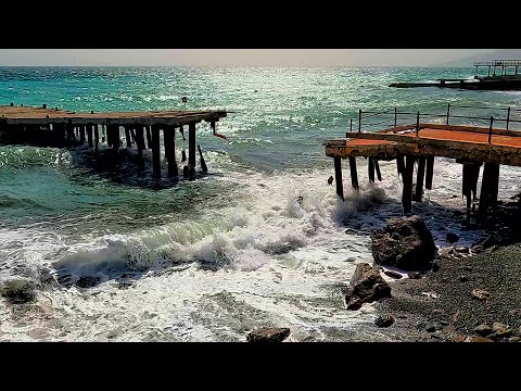 ШТОРМ в Крыму СМЫЛ ПРИЧАЛ. Что ТВОРИТ ПОГОДА. Жара бьёт рекорды. Большая ЯЛТА зачем сюда ехать. смотреть онлайн