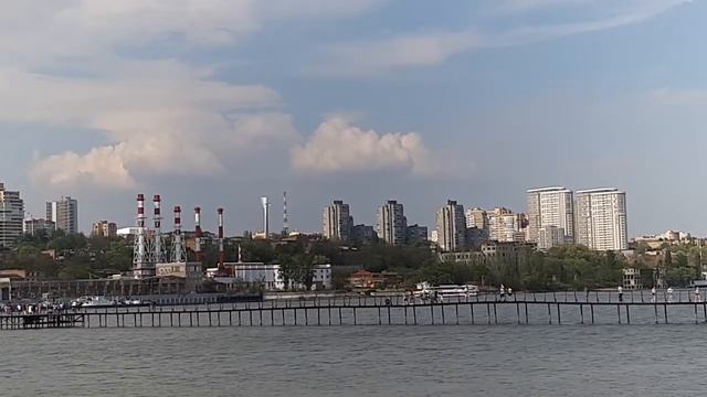 Театральная площадь, вид с окраины города смотреть онлайн