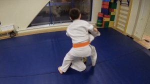 Контрприём от спины с колен