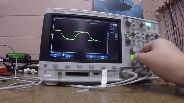 Oscilloscope Basics Tutorial Update - How To Ep. 2 смотреть онлайн