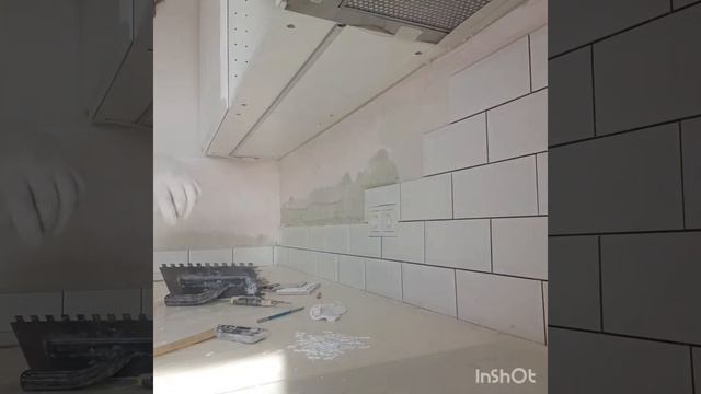 уложить плитку кабанчик на фартук на кухне смотреть онлайн