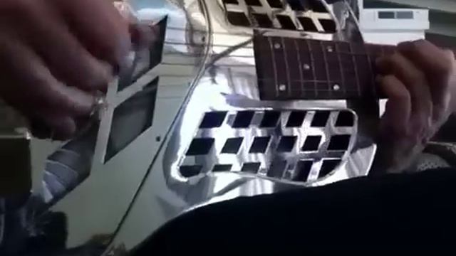 Laguna 1947 Royal Hawaiian Tricone Resonator guitar смотреть онлайн