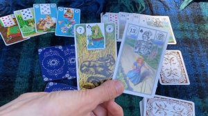 Что неожиданно стучится як Вам? Чем удивит судьба Что Ожидает в Личной Жизни? Колена Таро