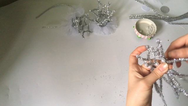 Новогодний ободок "Корона" Мастер класс ! 1 часть смотреть онлайн