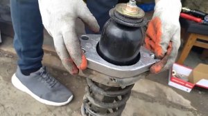 Установка проставок 20мм на Toyota corolla 120