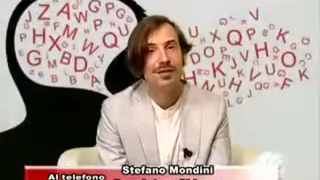 Intervista a Skinner dei Simpson. Il doppiatore Mondini è la voce del pavido preside e di Swayze смотреть онлайн