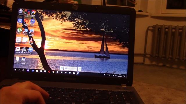 ШОК ! Бесплатное обновление до Windows 10 до 14 января 2020. Обновляюсь с Windows 8 смотреть онлайн
