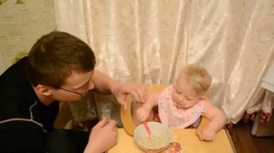 Как научить ребенка есть ложкой самостоятельно и когда?! 10 ЗОЛОТЫХ ПРАВИЛ!