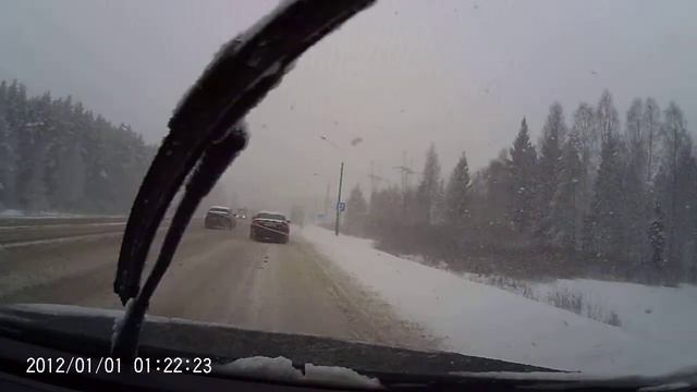 Последствия снегопада на киевском шоссе 11.02.2014. смотреть онлайн