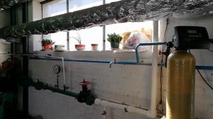 Когда меняем катионит, ионообменную смолу в установке умягчения воды