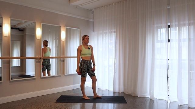 FULL BODY PILATES WORKOUT: 18 MINUTES смотреть онлайн