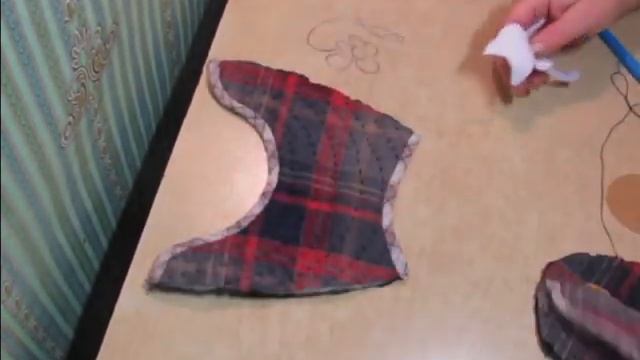 Домашние тапочки. Хлам в дело. смотреть онлайн