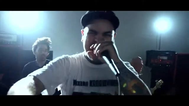 SLEEPING GIANT (Eyes Wide Open)-Спящий гигант (широко открытыми глазами) смотреть онлайн