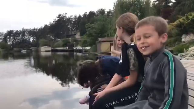 Daniel Crazy (feat. МС ДЕМИДКА) гризлики смотреть онлайн