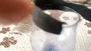 Снимаем узкий плафон с люстры