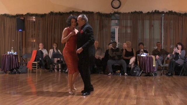 Pancho Pey & Raquel Makow at Milonga Gavito 4/4 смотреть онлайн