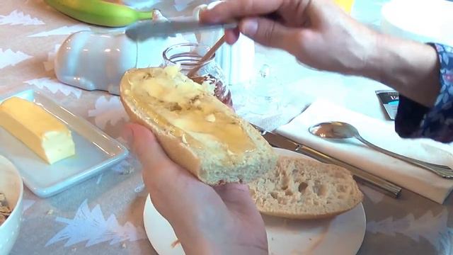 Le Petit Déjeuner Français