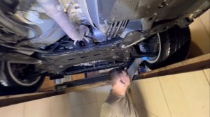 Renault Kadjar с реальным пробегом 65т.км., вид снизу