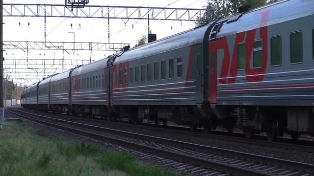 Электровоз ЭП20-005 со скорым дневным поездом №69 "Липецк - Москва" смотреть онлайн