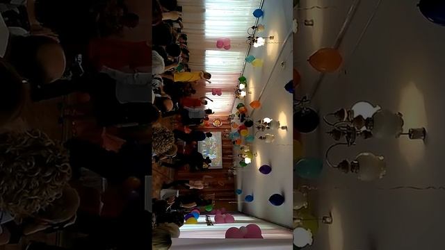 Подарок от родителей выпускникам детского сада 35 г. Березники смотреть онлайн