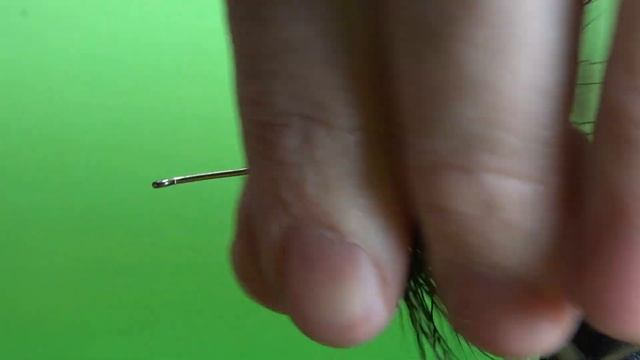 Fly Tying a Deer Hair Frog (Bass Fly Pattern) смотреть онлайн