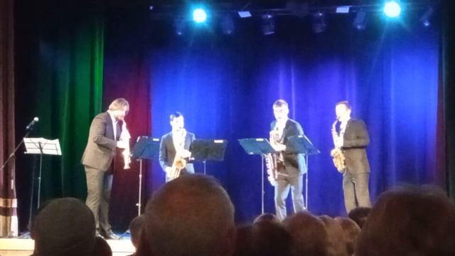 Астор Пьяццолла - История танго (Hisoire du Tango) (исполняет квартет Saxas) смотреть онлайн