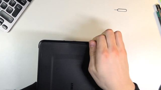 Деинсталяция батареи Samsung Galaxy Tab Active Pro. Как вытащить аккумулятор Samsung Tab Active Pro смотреть онлайн
