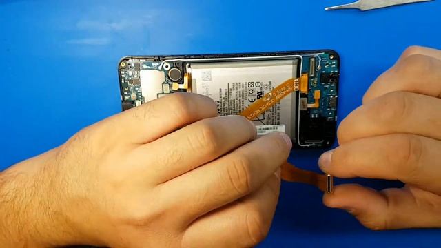 Samsung A505 Galaxy A50 Некорректно заряжается