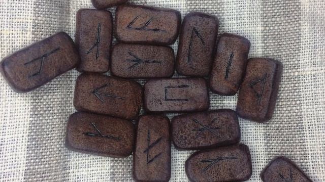 Деревянные руны на заказ "Славянская мануфактура "Мать" смотреть онлайн