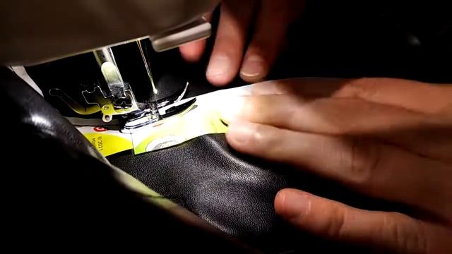 Машинка не хочет шить кожу? Мое решение проблемы смотреть онлайн