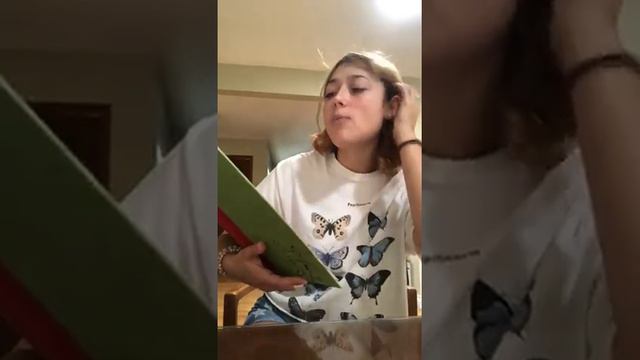 Story Time with Ms. Brie смотреть онлайн
