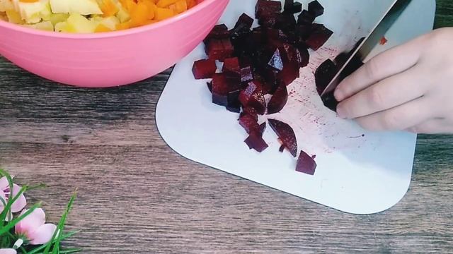 Витаминный салат на каждый день. Салат Винегрет. Дәруменге толы салат әзірлеу.