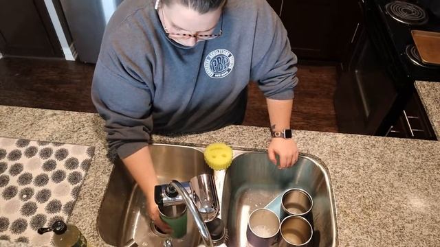 Quick clean with me смотреть онлайн