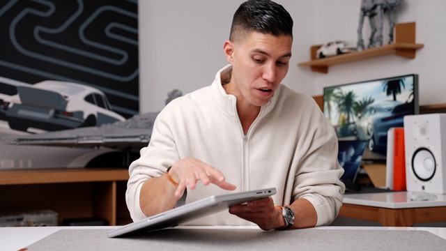 MacBook Pro M2 Pro UNBOXING and SETUP! смотреть онлайн