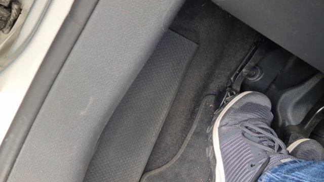 VW Touran 1t1 metaliczny dźwięk skrzyni/sprzęgła смотреть онлайн