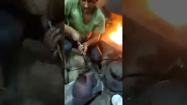 НЕВЕРОЯТНО. Тибетские поющие чаши. Ручное производство. Звуки и вибрации ТИБЕТА. смотреть онлайн