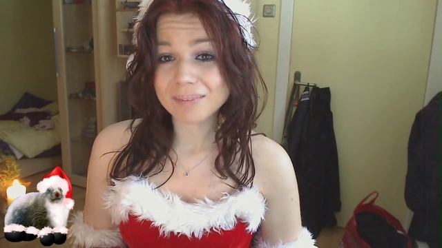 A Christmas Marmot -- Santa-liena & Surprise Visitor! смотреть онлайн