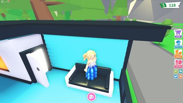New Celebrity Mansion! Roblox: ?CELEBRITY? Adopt Me! Indoor pool & SUV смотреть онлайн