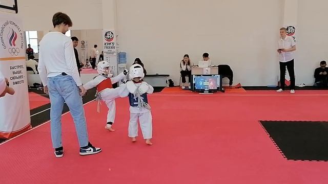 Лёва. первые соревнования, часть 3 смотреть онлайн