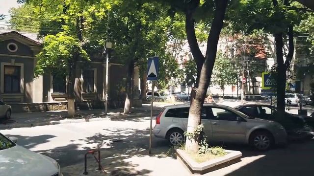 Кишинев ЦЕНТР, Комсомольская "ХРОМАЯ ЛЯГУШКА" и натуральный кофе, прогулка по Кишиневу. смотреть онлайн