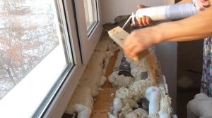 Замена пластикового подоконника в кирпичном доме