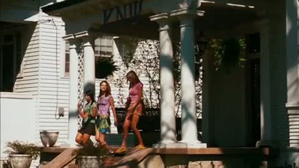 Трейлер Колледж (College)