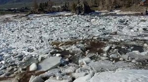 Весенний ледоход. Эржейская яма.