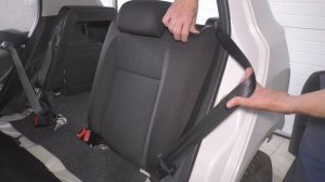 Секрет быстрого снятия задних сидений на Шкоде и Фольксвагене многих современных моделях VAG