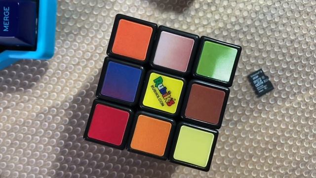 Rubik’s Impossible cube смотреть онлайн