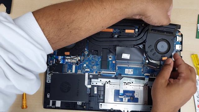 HP Pavilion Gaming Laptop 15 Does Not Turn On | Charging Port Replacement смотреть онлайн