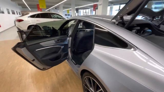 Audi A7 55 TFSI quattro Sportback смотреть онлайн