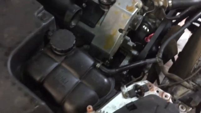 Заключительная часть «легкой» переборке мотора m119 V8 4.2 1995 года наMercedes-Benz W140 смотреть онлайн