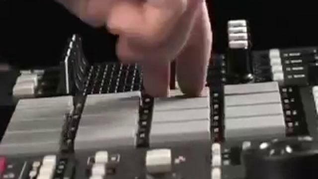 Scratch: The Ultimate DJ - video of the scratch deck. PS3 X360 смотреть онлайн