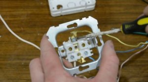 подключение общего блока розетка-выключатель